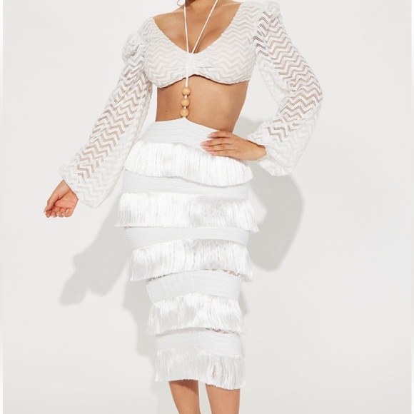 Women’s White Skirt Set - Picture 1 of 6